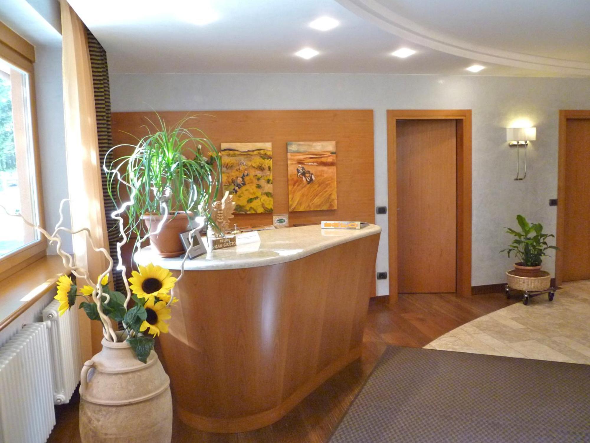 Relais San Giusto Hotel Кампитело ди Фаса Екстериор снимка