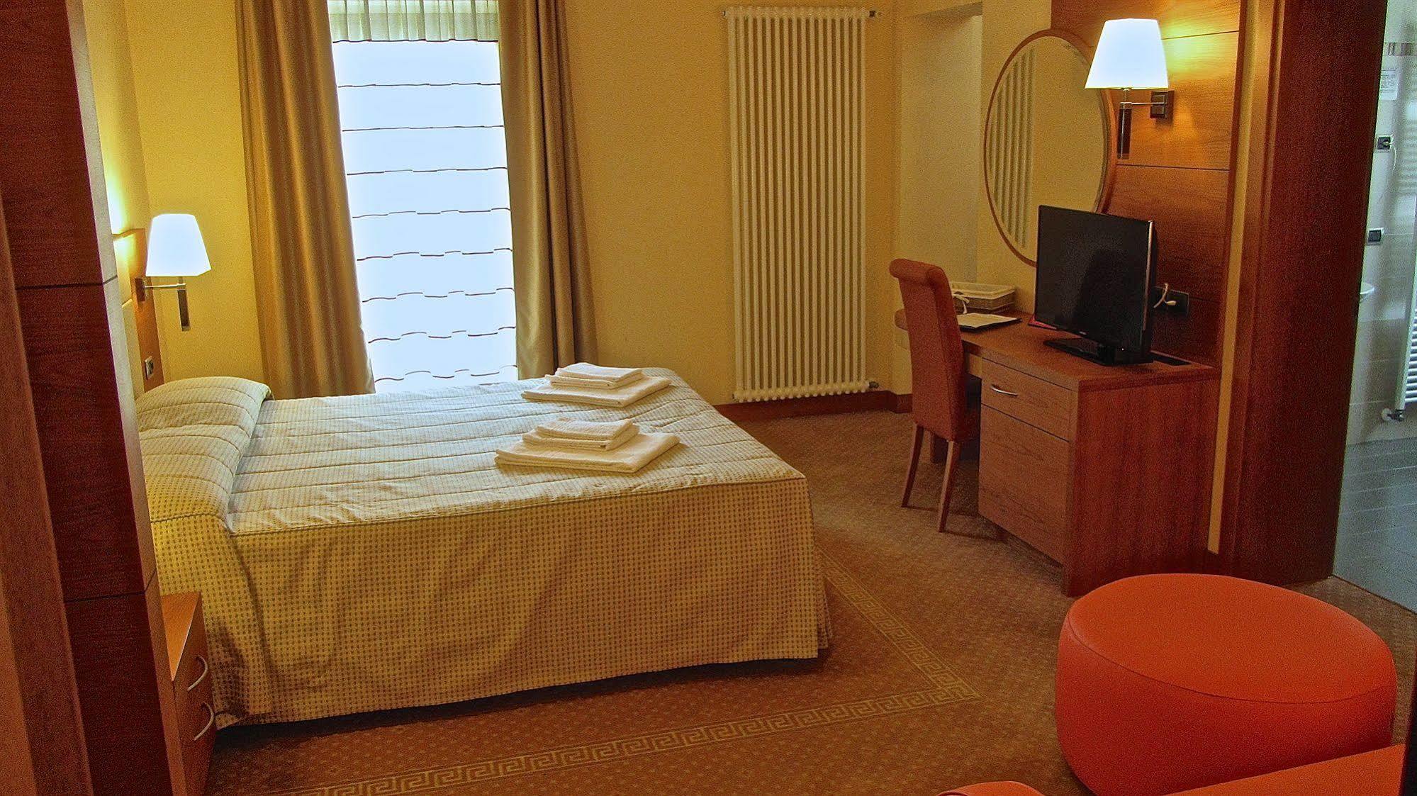 Relais San Giusto Hotel Кампитело ди Фаса Екстериор снимка