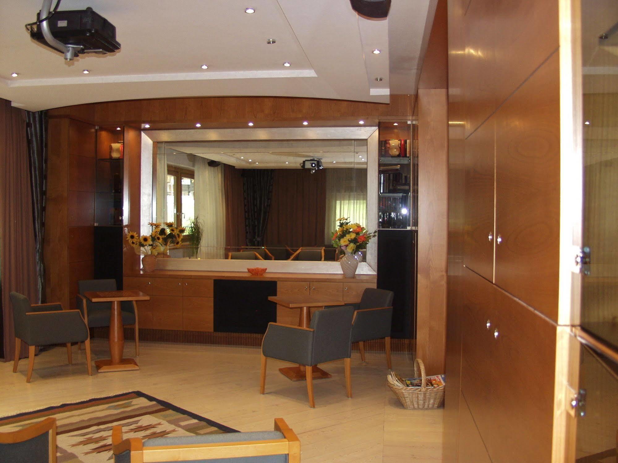 Relais San Giusto Hotel Кампитело ди Фаса Екстериор снимка