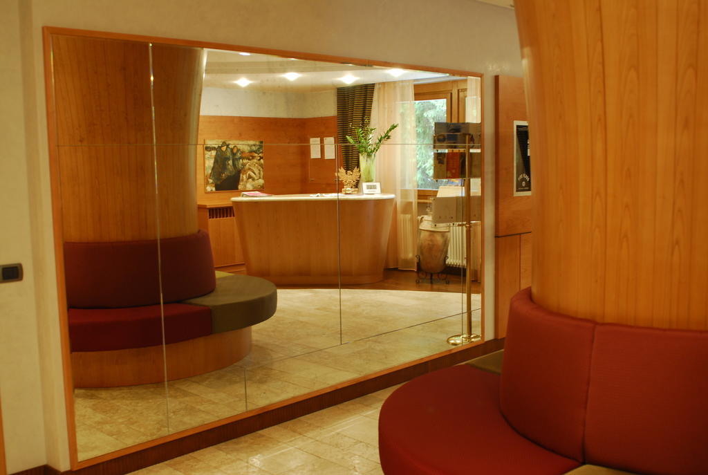 Relais San Giusto Hotel Кампитело ди Фаса Екстериор снимка